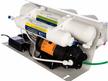 Гейзер Престиж П, без крана, с помпой (бак 12 л)